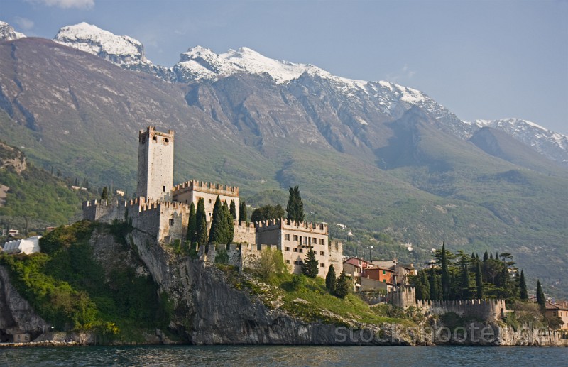 IMG_3799_malcesine.jpg - castle of malcesine at garda lake in italy