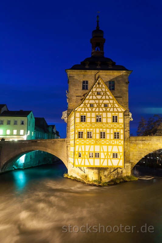 _MG_7304_bamberg.jpg - old Rathaus in Bamberg, Germany at night