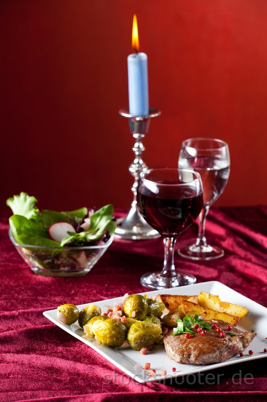 _MG_5466_steak.jpg - steak with red pepper corns and brussel sprouts