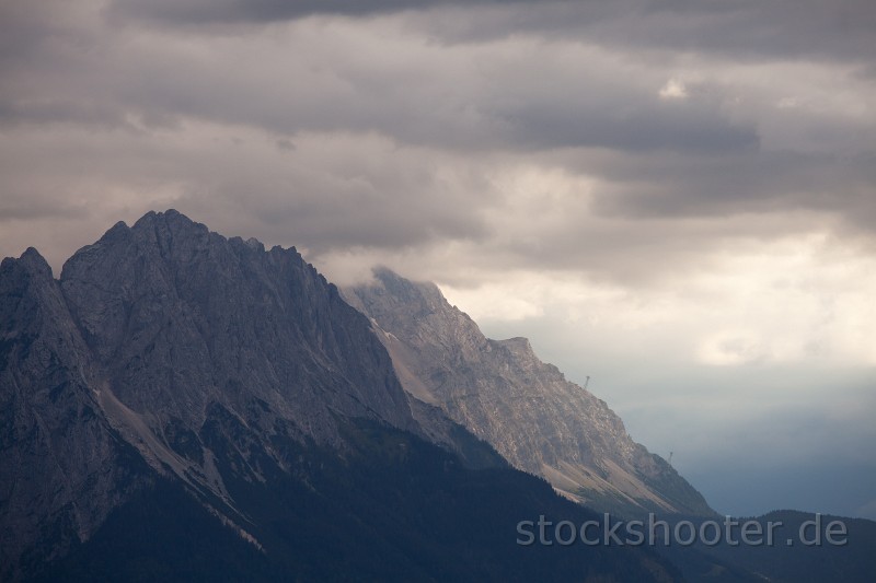 _MG_1797_zugspitze.jpg - zugspitze late one afternoon with clouds