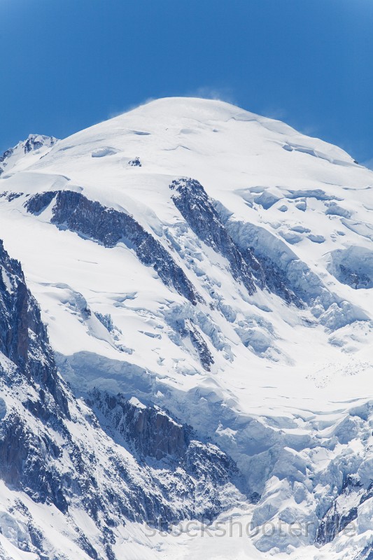 _MG_7910_montblanc.jpg - mont blanc peak on a sunny day