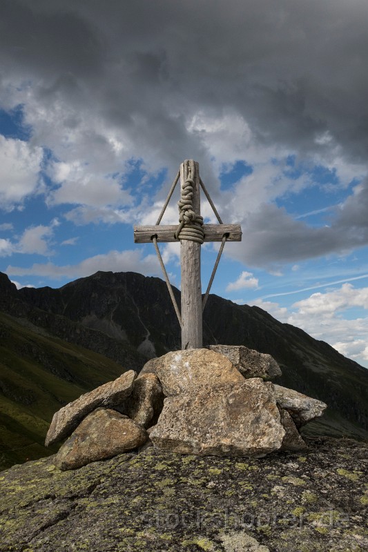 IMG_1253_cross.jpg - Kreuz im Stubai